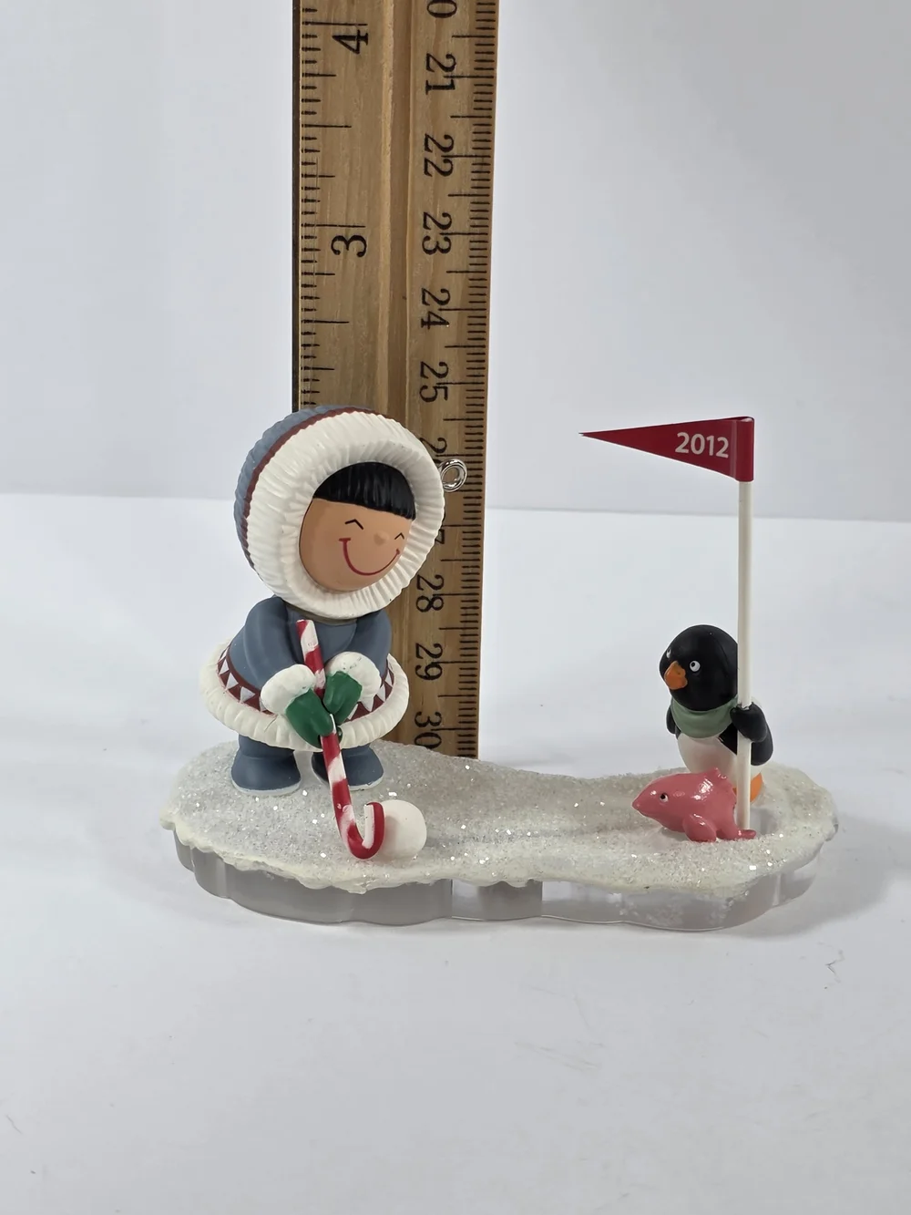 Hallmark Keepsake Frosty Friends 2012 Blue and White Holiday Ornament